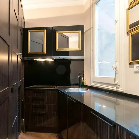 With One Bedroom In Barcelona, With Wonderful City View, Balcony And Wifi - 3 Km From The Lejlighed *