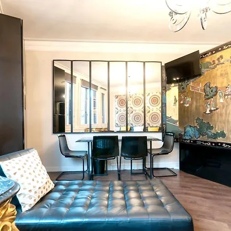 With One Bedroom In Barcelona, With Wonderful City View, Balcony And Wifi - 3 Km From The Lejlighed