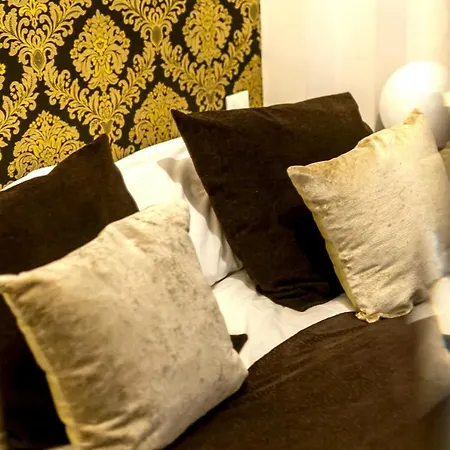 With One Bedroom In Barcelona, With Wonderful City View, Balcony And Wifi - 3 Km From The Lejlighed *